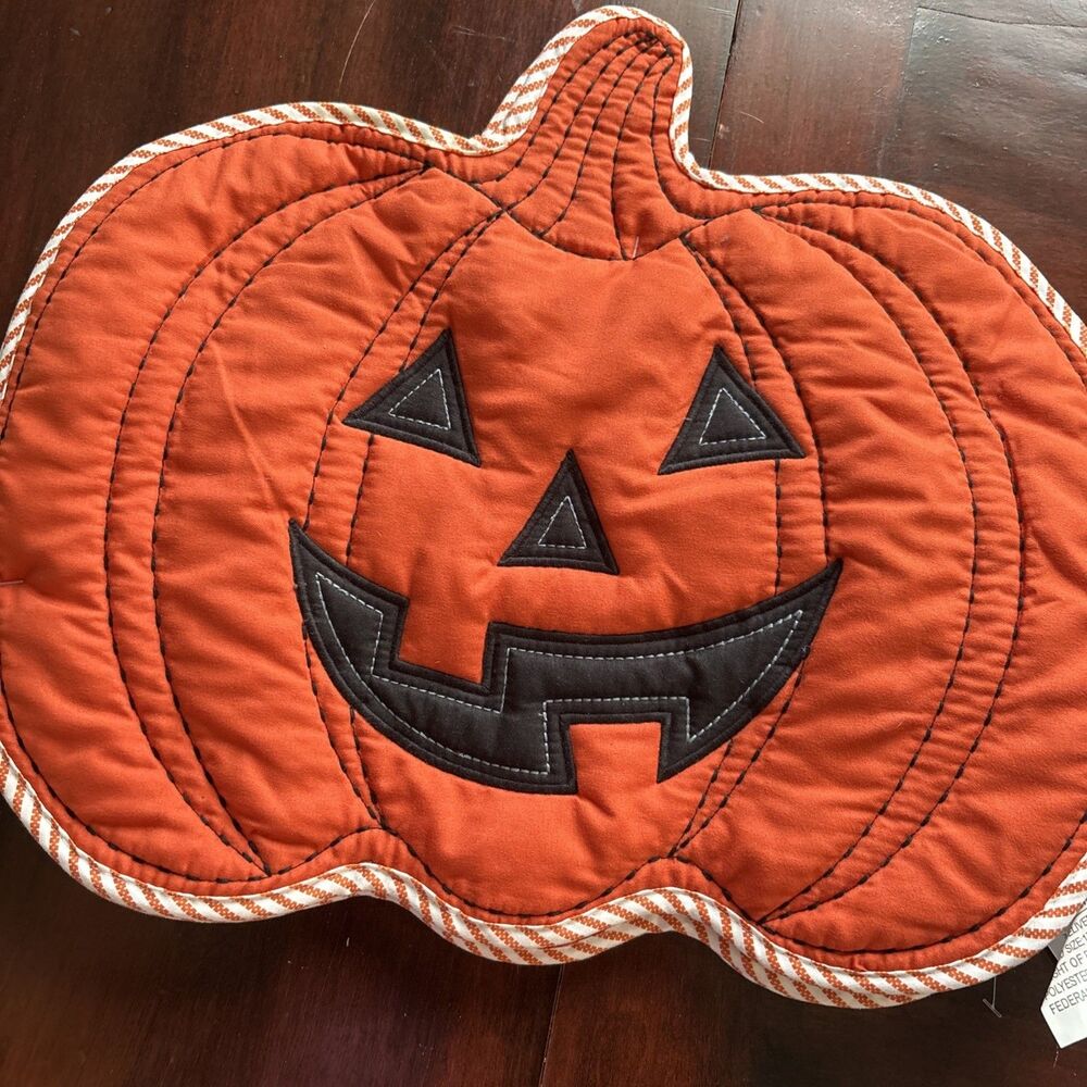 Rachel Ashwell Farmhouse Placemats (4) Pumpkin Jack O Lantern Orange Reversible